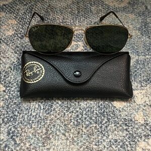 Ray-Ban Classic Aviators, Gold frame/black lenses, w/black case, GUC